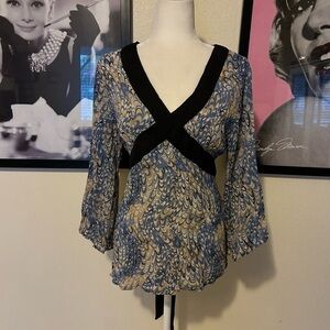 Chic Black and Blue Women's Blouse